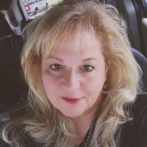 Meet your Posher, Joann